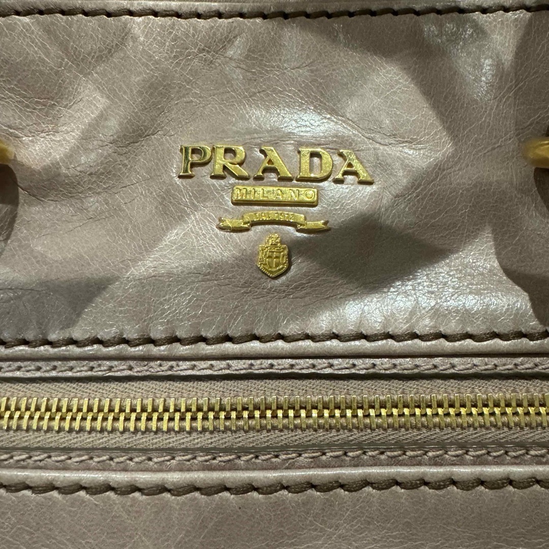 PRADA(プラダ)のプラダ　ハンドバッグ レディースのバッグ(ハンドバッグ)の商品写真