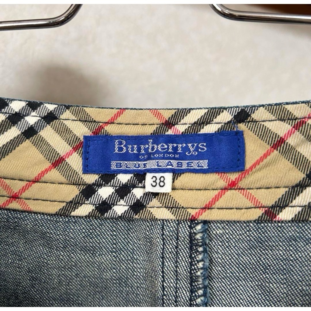 BURBERRY BLUE LABEL(バーバリーブルーレーベル)のバーバリーブルーレーベル デニムスカート 38 Burberrys レディースのスカート(ひざ丈スカート)の商品写真