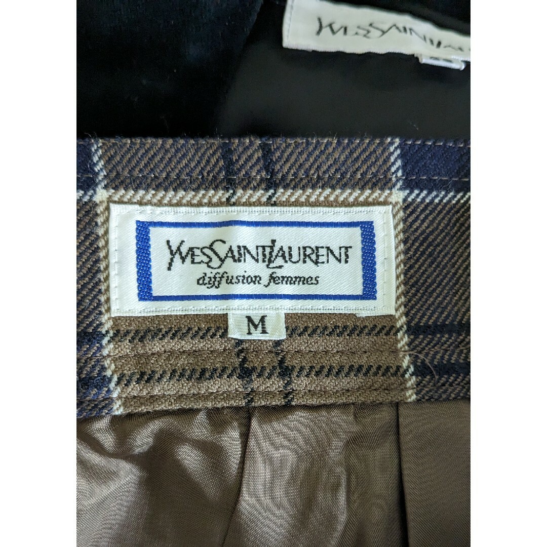 Yves Saint Laurent(イヴサンローラン)の【セットアップ・3ピース】YVES SAINT LAURENT セットアップ レディースのフォーマル/ドレス(その他)の商品写真