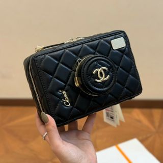 シャネル(CHANEL)の人気美品シャネル☆トートバッグショルダーバッグ ☆ほぼ未使用 ノベルティ(ロングワンピース/マキシワンピース)