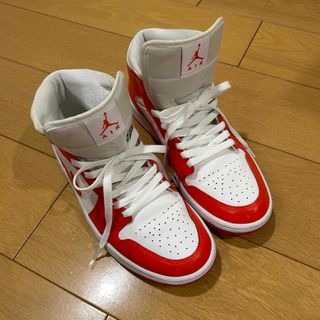 ナイキ(NIKE)のナイキ エア ジョーダン 1 MID(スニーカー)