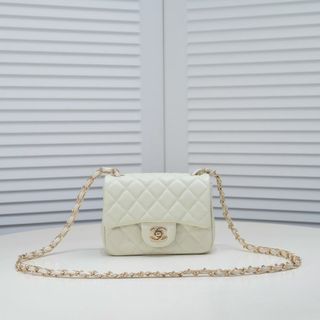 シャネル(CHANEL)のCHANEL シャネル ショルダーバッグ(ロングワンピース/マキシワンピース)