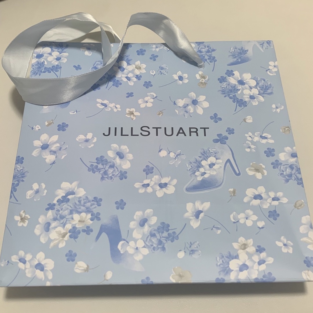 JILLSTUART(ジルスチュアート)の限定【新品】ジルスチュアート サムシングピュアブルー リップブーケセラム 107 コスメ/美容のベースメイク/化粧品(リップグロス)の商品写真