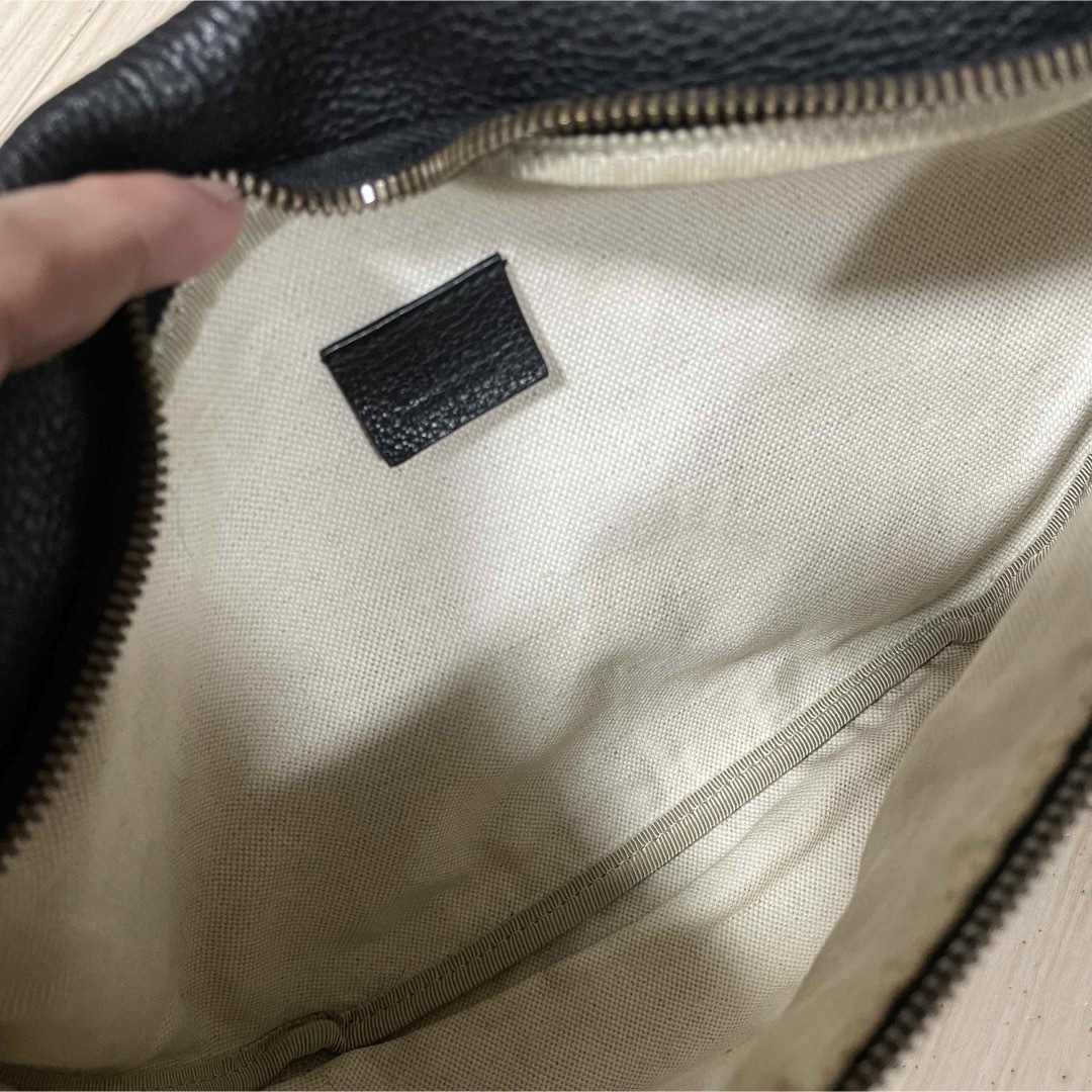 Gucci(グッチ)の【中古】GUCCI ロゴ レザー ボディバッグ Large メンズのバッグ(ボディーバッグ)の商品写真