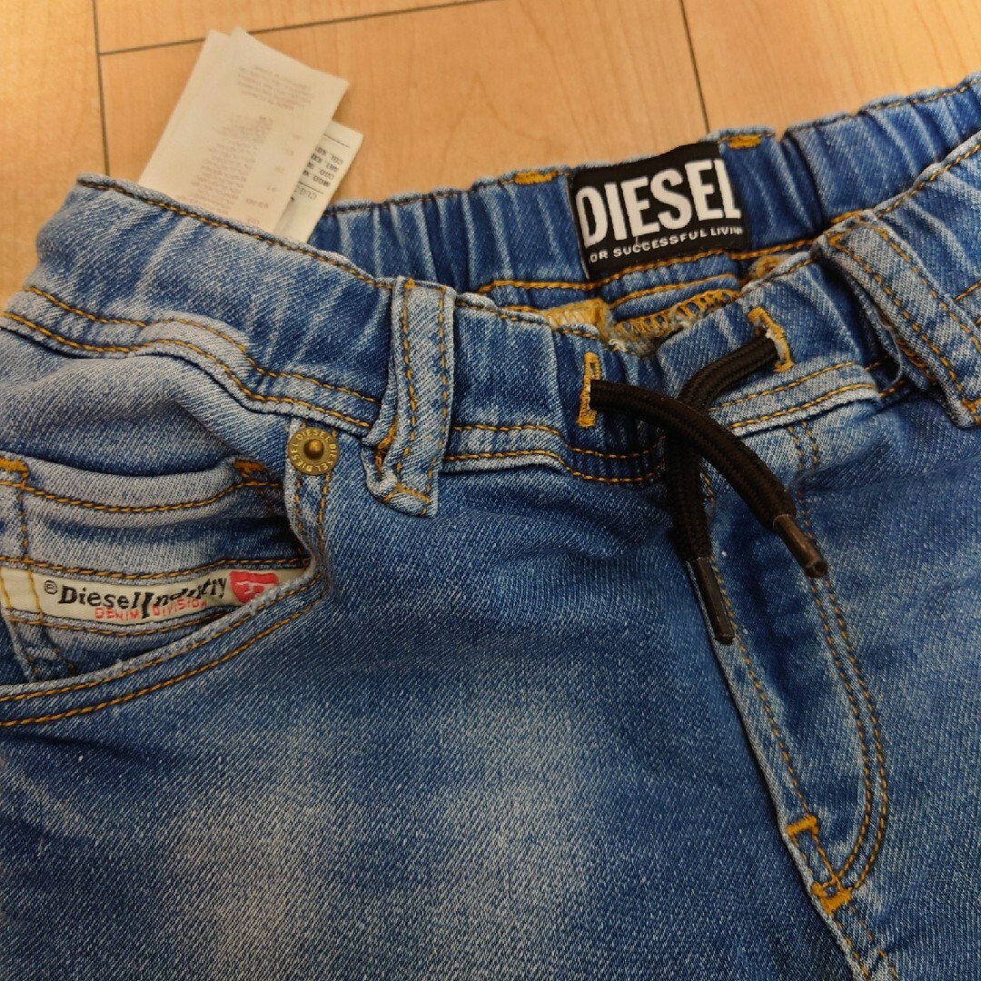 DIESEL(ディーゼル)のDIESEL　キッズ　デニムハーフパンツ キッズ/ベビー/マタニティのキッズ服男の子用(90cm~)(パンツ/スパッツ)の商品写真