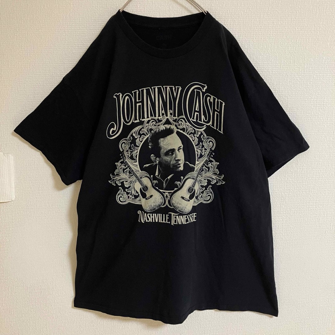 MUSIC TEE(ミュージックティー)のジョニーキャッシュ追悼デザインバンドTシャツtシャツバンTバンt人物TEE半袖黒 メンズのトップス(Tシャツ/カットソー(半袖/袖なし))の商品写真