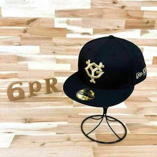 ニューエラー(NEW ERA)のレア【ニューエラ×ジャイアンツ】限定コラボ 100周年記念ロゴ キャップ 黒×金(キャップ)