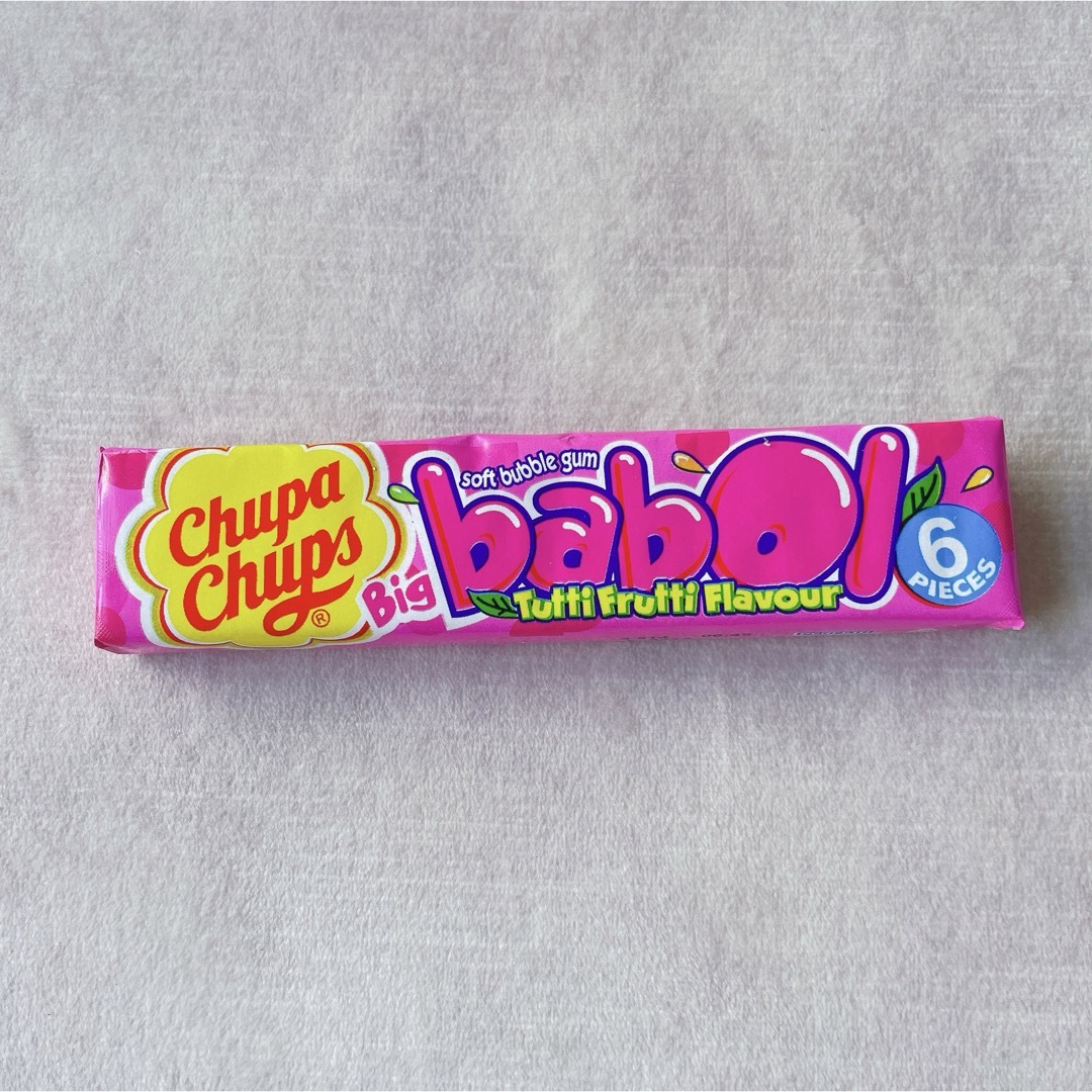 CHUPA CHUPS【日本未販売】チュッパチャプスバブルガム　5本 食品/飲料/酒の食品(菓子/デザート)の商品写真