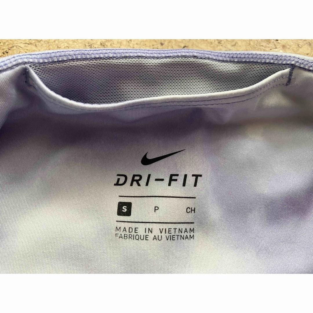 NIKE(ナイキ)のナイキ　レギンス レディースのレッグウェア(レギンス/スパッツ)の商品写真