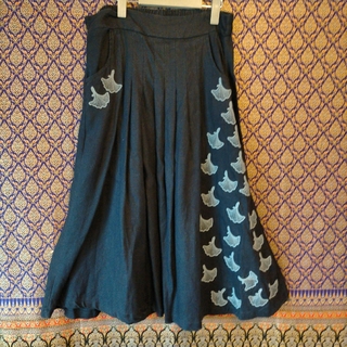 【値下げ】cawaii 刺繍　スカート