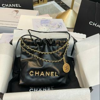 シャネル(CHANEL)の大幅値下げ ♡ CHANEL シャネル ♡チェーンショルダーバック♡可愛い(ロングワンピース/マキシワンピース)