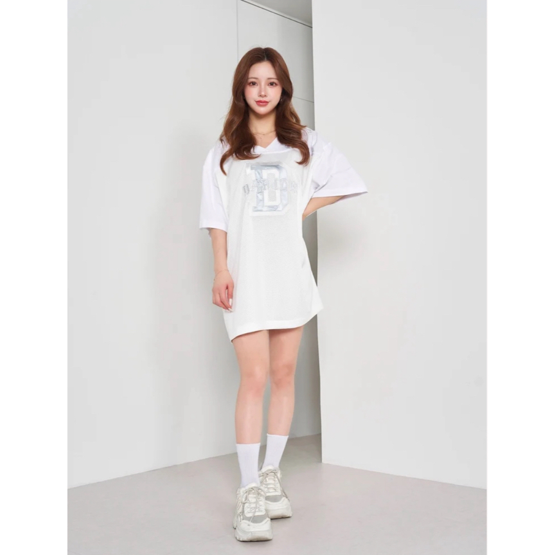 Darich(ダーリッチ)のDarich♡新品メッシュアップリケビッグTシャツ【Ｆ】 レディースのトップス(Tシャツ(半袖/袖なし))の商品写真