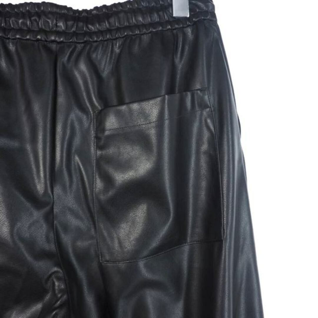 ZARA(ザラ)のザラ ZARA フェイク レザー パンツ スラックス S ブラック メンズのパンツ(スラックス)の商品写真