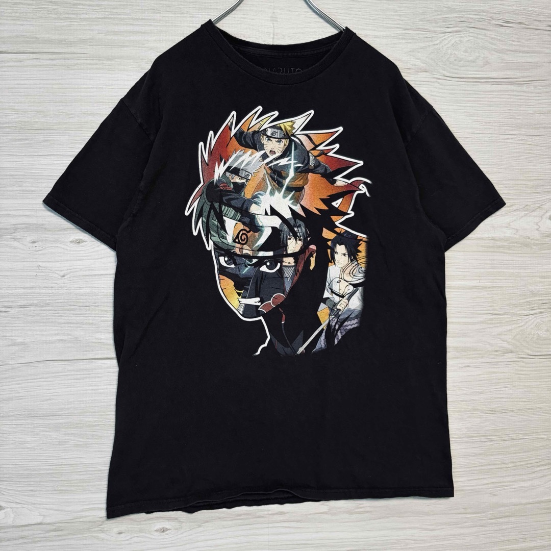 TV&MOVIE(ティービーアンドムービー)の【入手困難】NARUTO ナルト　Tシャツ　Lサイズ　キャラクター　一点物　海外 メンズのトップス(Tシャツ/カットソー(半袖/袖なし))の商品写真