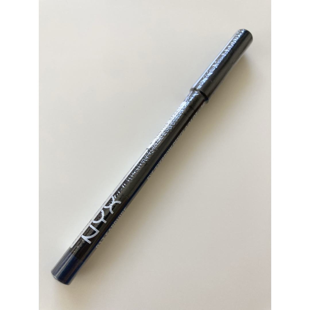 NYX(エヌワイエックス)の新品未使用★NYX ネイビーアイライナー コスメ/美容のベースメイク/化粧品(アイライナー)の商品写真