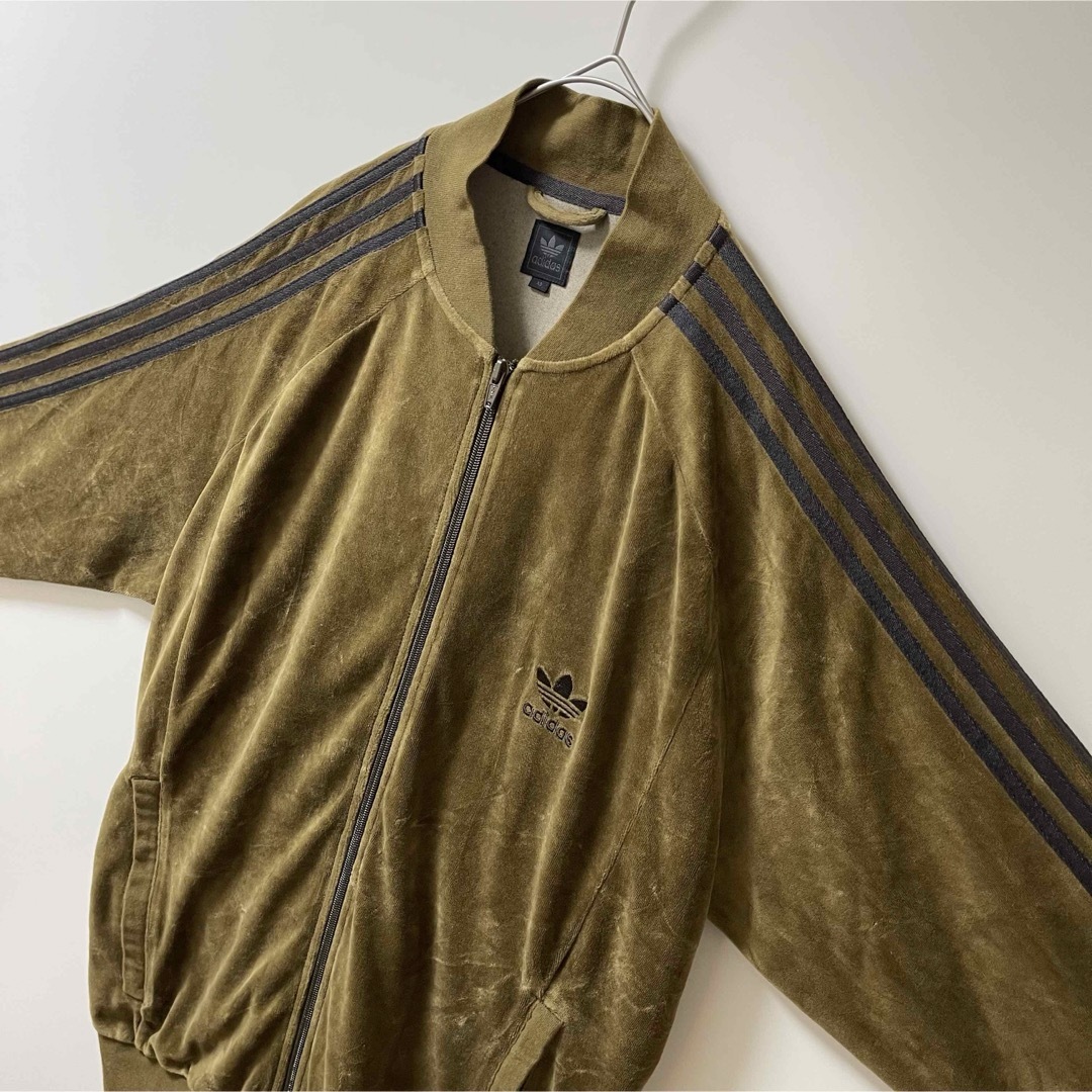 adidas - 2XL美品ベロア】アディダス刺繍トラックジャケット古着 adidas - 2XL美品ベロア】アディダス刺繍トラックジャケット古着