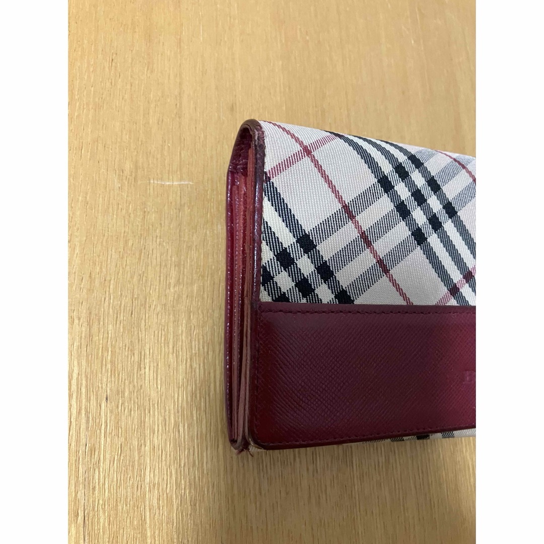 BURBERRY(バーバリー)の中古　BURBERRY バーバリー　レディース　長財布 がま口　ベージュレッド系 レディースのファッション小物(財布)の商品写真