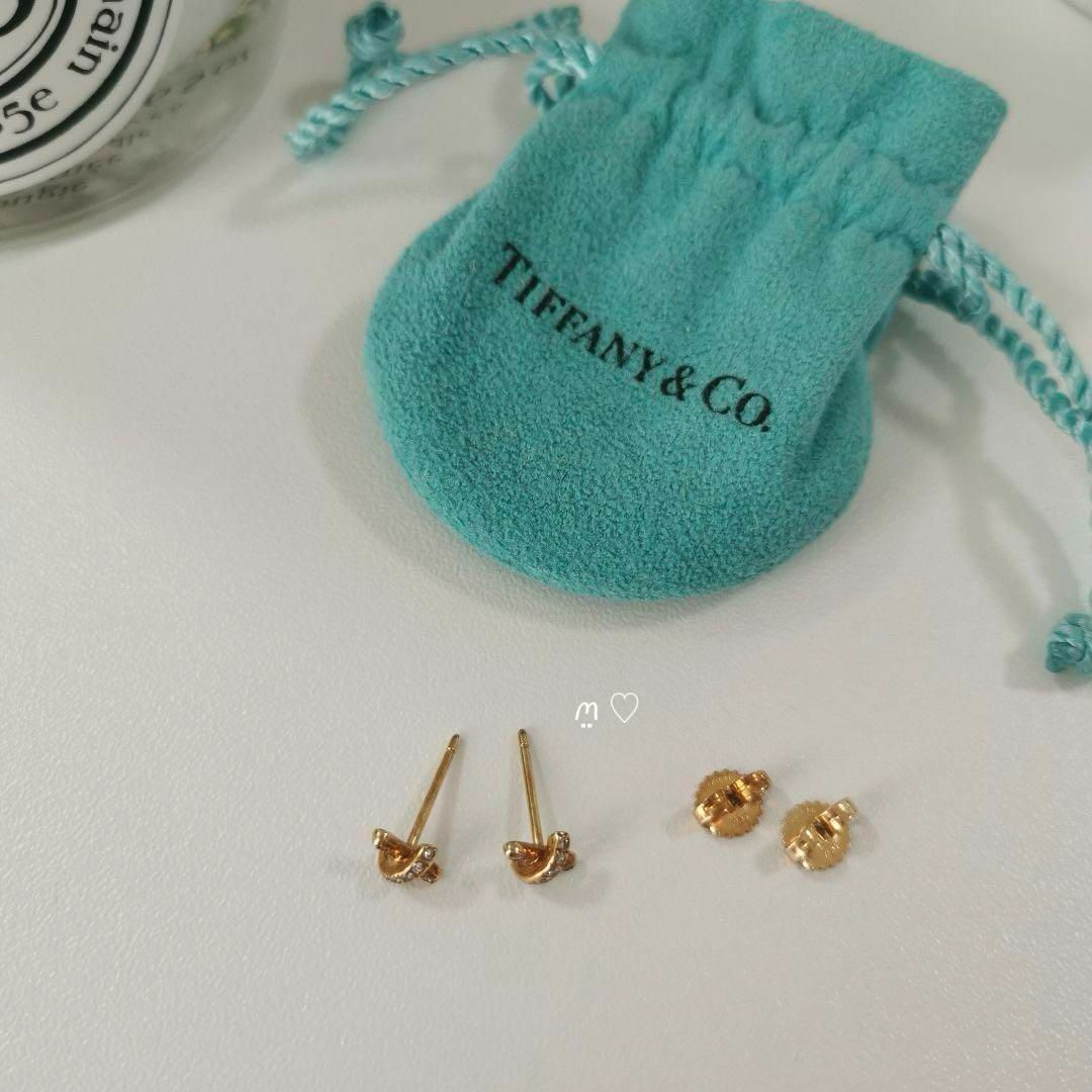 Tiffany & Co.(ティファニー)のティファニー　クロスステッチダイヤモンドピアス　Ꮶ18ゴールド　シグネチャー レディースのアクセサリー(ピアス)の商品写真