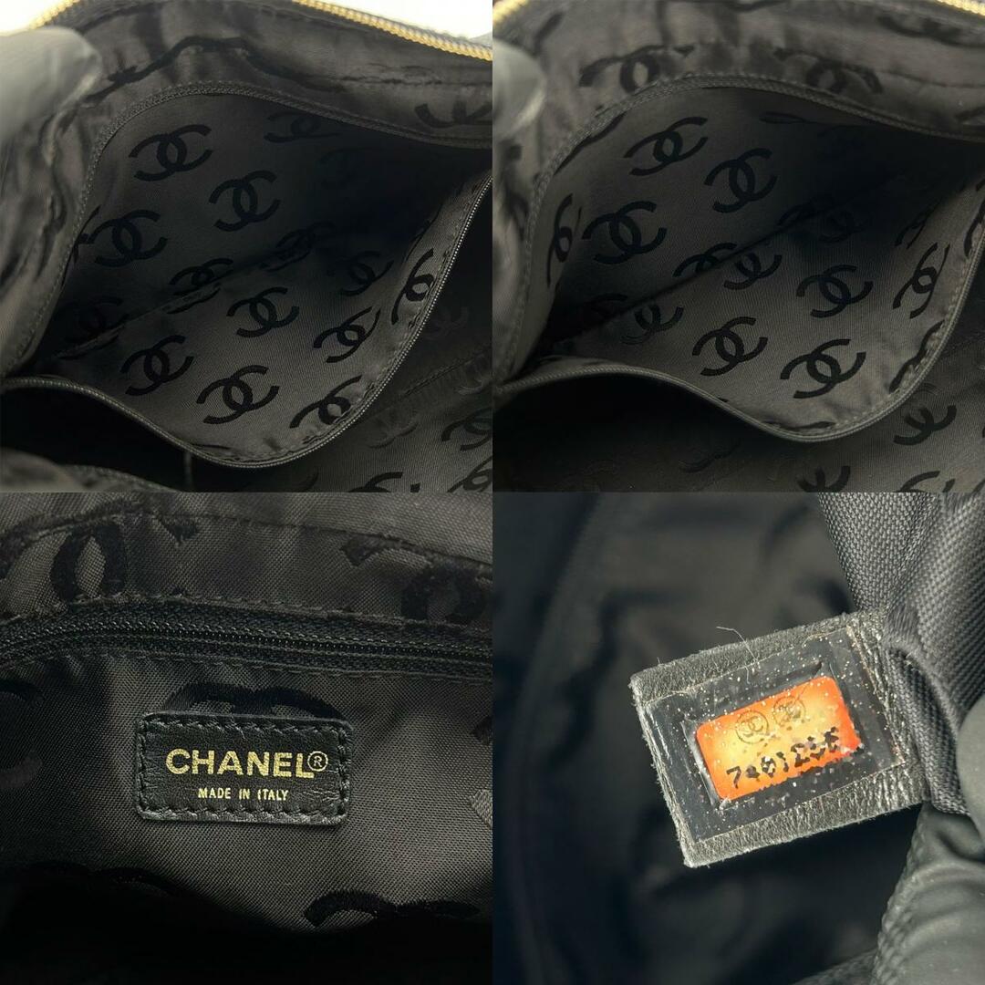 CHANEL(シャネル)の【中古】 シャネル ショルダーバッグ キャビアスキン ブラック ゴールド金具 ウッド調 7番台 肩掛け レディース 女性 CHANEL レディースのバッグ(ショルダーバッグ)の商品写真