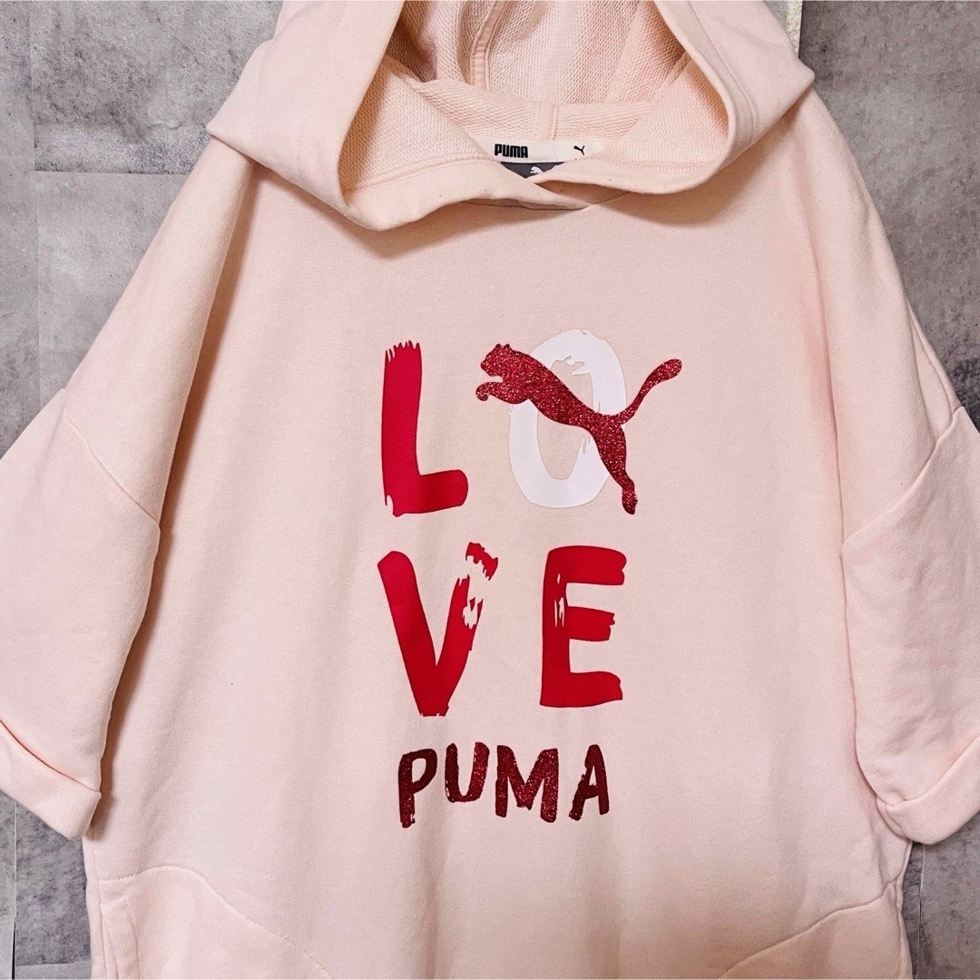 PUMA(プーマ)のプーマ　パーカー半袖　チュニック　レディースMサイズ相当　ピンク　トレーナー レディースのトップス(パーカー)の商品写真