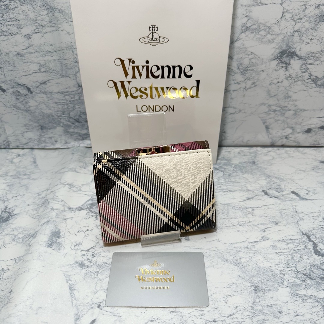 Vivienne Westwood(ヴィヴィアンウエストウッド)の【おすすめ‼︎】Vivienne Westwood ミニ財布　チェック レディースのファッション小物(財布)の商品写真