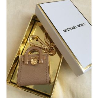 マイケルコース(Michael Kors)の【新品】MICHAEL KORS キーホルダー/キーチャーム(キーホルダー)