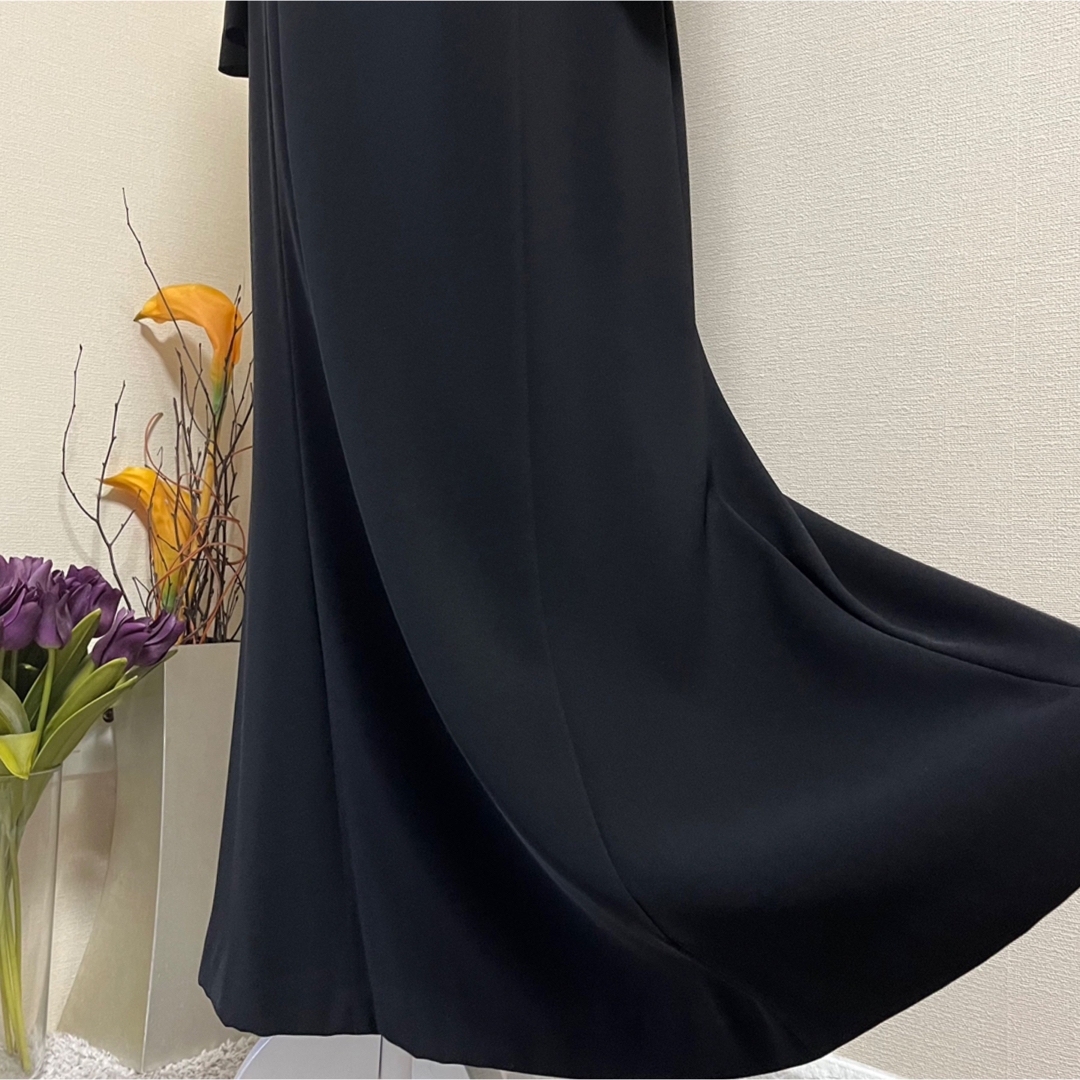 AQUA SCUTUM(アクアスキュータム)のアクアスキュータム　高級　礼服　喪服　ブラックフォーマル　ワンピース  11 黒 レディースのワンピース(ロングワンピース/マキシワンピース)の商品写真