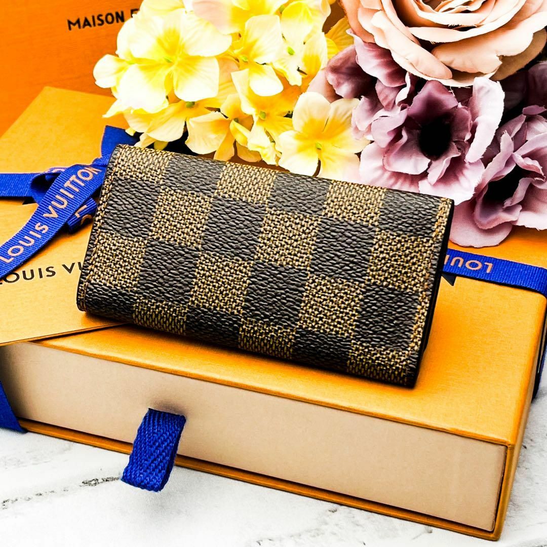 LOUIS VUITTON(ルイヴィトン)の極美品✨　ルイヴィトン　ダミエ　ミュルティクレ4 4連　キーケース　ブラウン レディースのファッション小物(キーケース)の商品写真