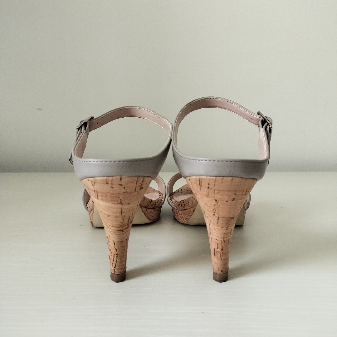 ilima(イリマ)の♦︎イリマ  ストラップベルテッドサンダル♦︎ 美品 レディースの靴/シューズ(サンダル)の商品写真