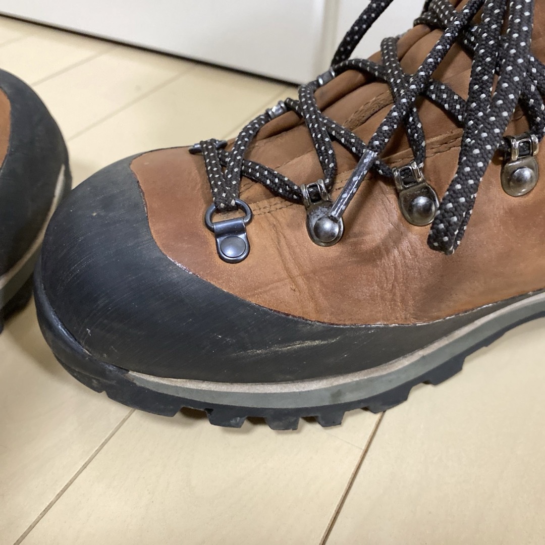Caravan(キャラバン)の登山靴 GK85 グランドキング キャラバン 27.5cm EEE スポーツ/アウトドアのアウトドア(登山用品)の商品写真