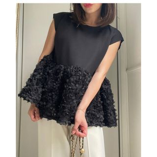 ZARA - myu フラワー　トップス