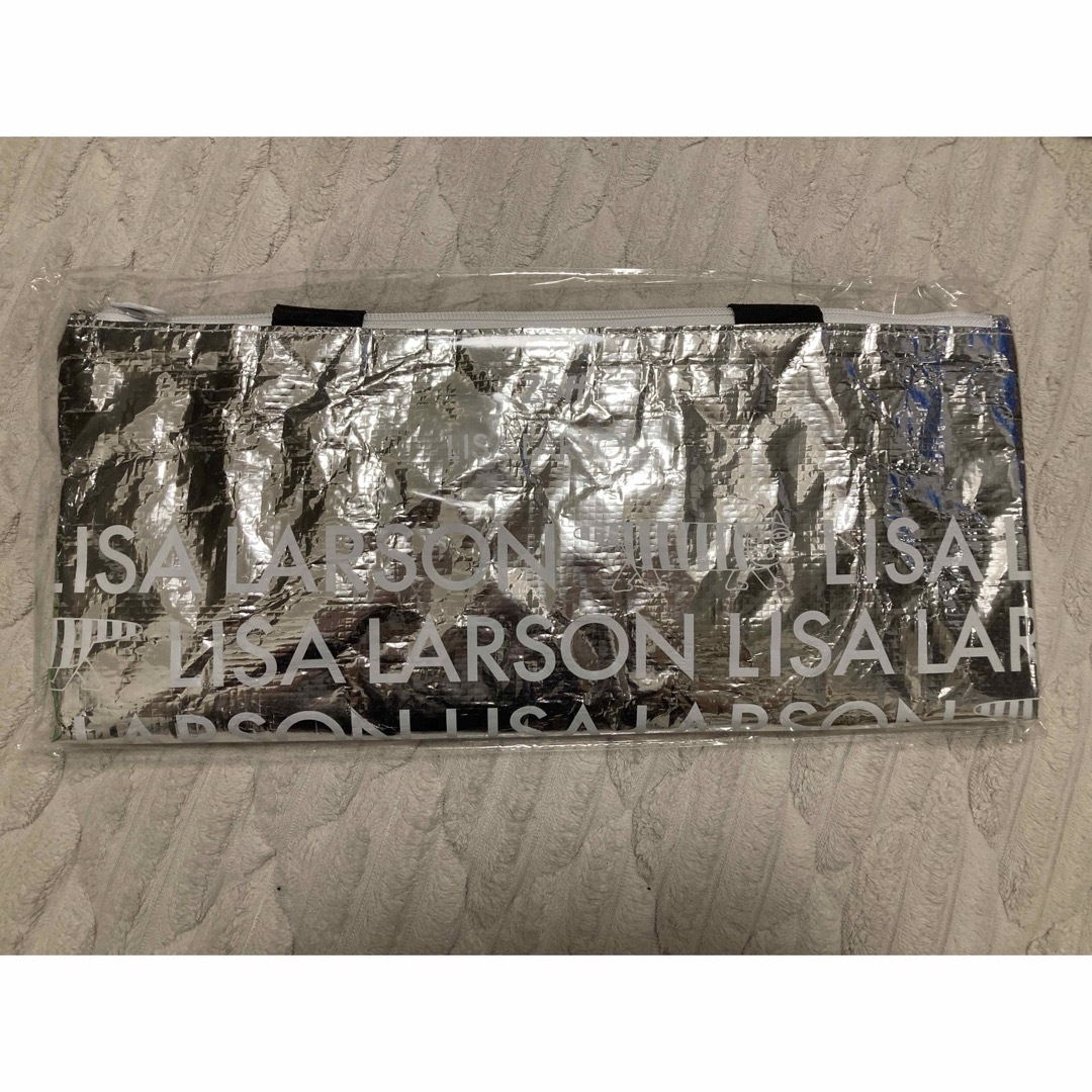 Zoff(ゾフ)の保冷トートバッグ　LISA LARSONコラボ インテリア/住まい/日用品のキッチン/食器(弁当用品)の商品写真