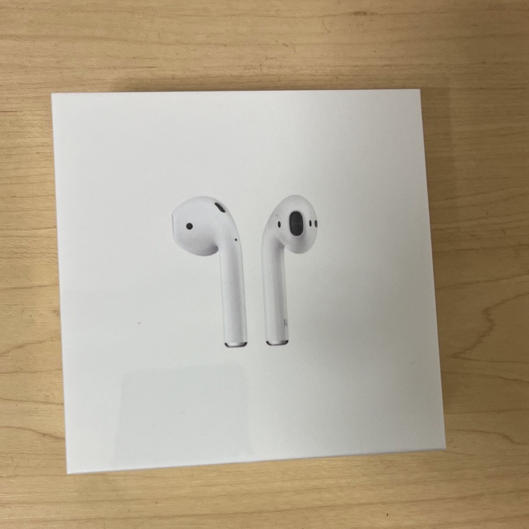 Apple(アップル)のApple AirPods（第2世代） スマホ/家電/カメラのPC/タブレット(PC周辺機器)の商品写真