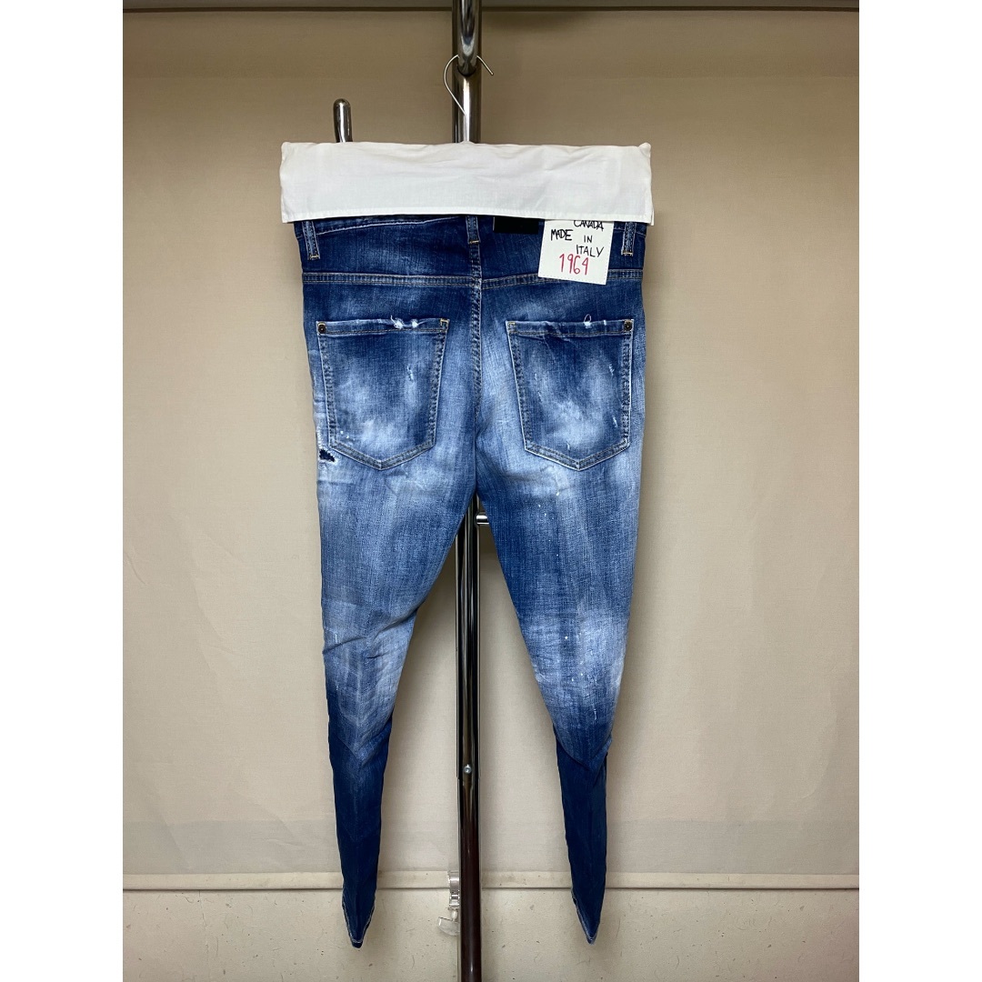 DSQUARED2(ディースクエアード)の新品 42 22ss DSQUARED2 スキニーデニム SKATER 5225 メンズのパンツ(デニム/ジーンズ)の商品写真