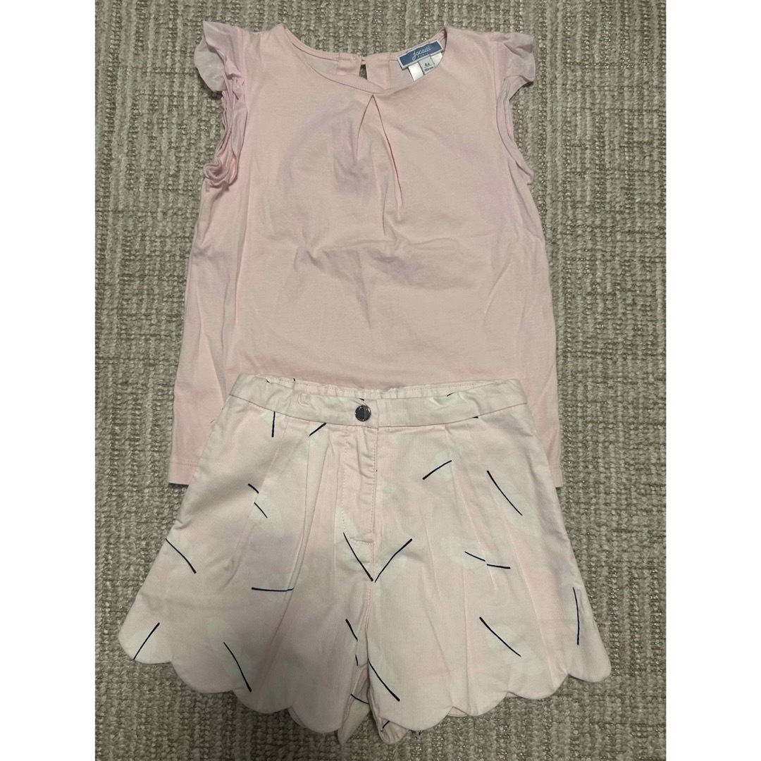 Jacadi(ジャカディ)のJACADI  ジャガディ　トップス　ショートパンツ　セット キッズ/ベビー/マタニティのキッズ服女の子用(90cm~)(Tシャツ/カットソー)の商品写真