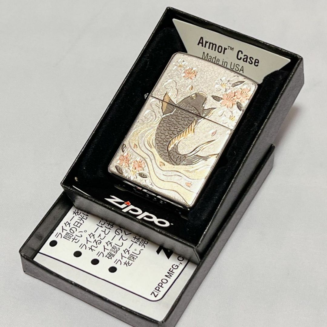 ZIPPO(ジッポー)の【美品】日本の伝統　和柄　ZIPPO ジッポー　鯉　川上り　桜　2014年製 メンズのファッション小物(タバコグッズ)の商品写真