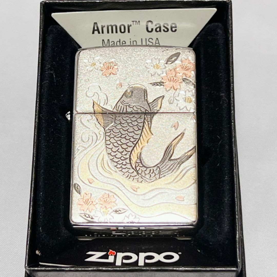 ZIPPO(ジッポー)の【美品】日本の伝統　和柄　ZIPPO ジッポー　鯉　川上り　桜　2014年製 メンズのファッション小物(タバコグッズ)の商品写真