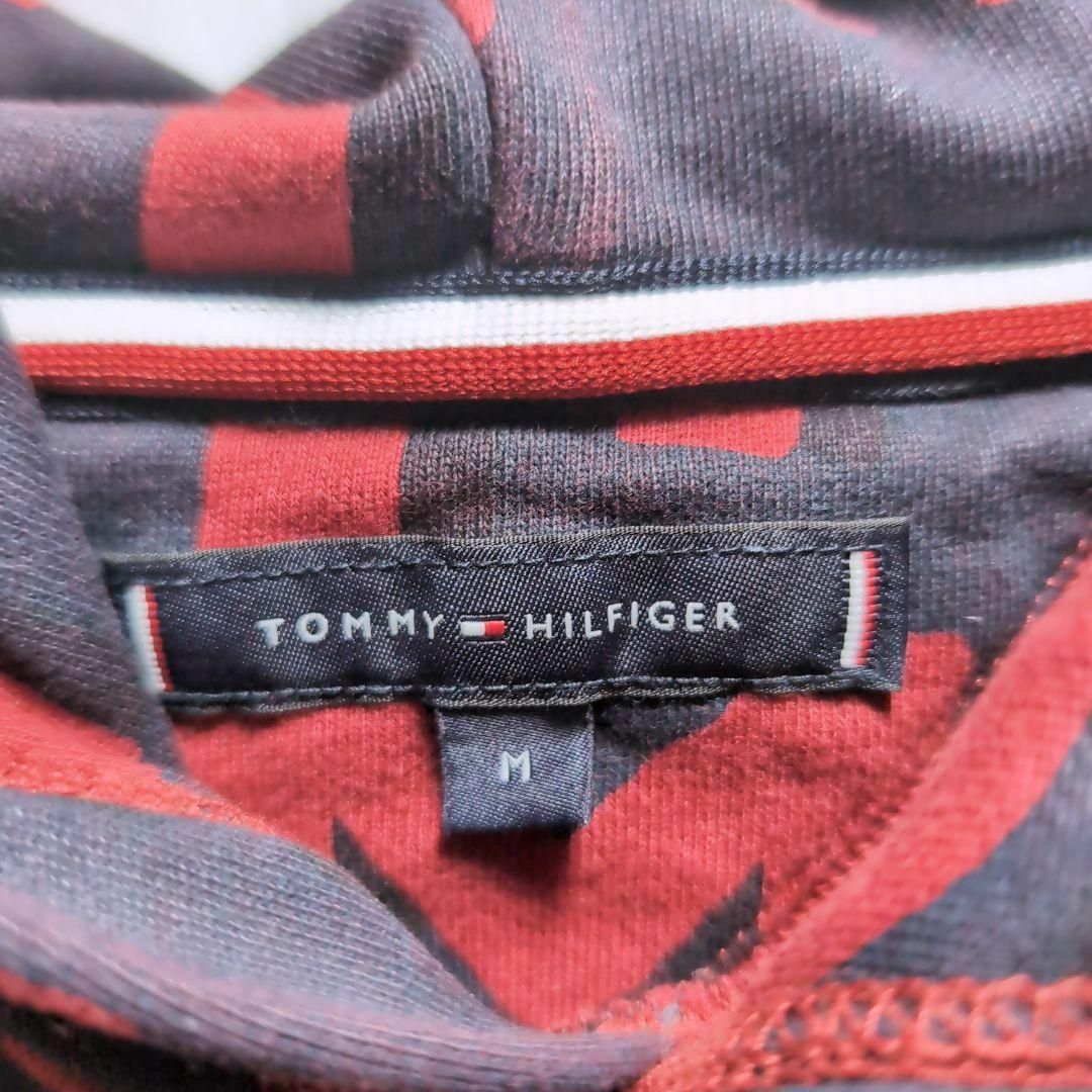 TOMMY HILFIGER(トミーヒルフィガー)のTOMMY HILFIGER パーカー 総柄 レッド ブラック M メンズのトップス(パーカー)の商品写真