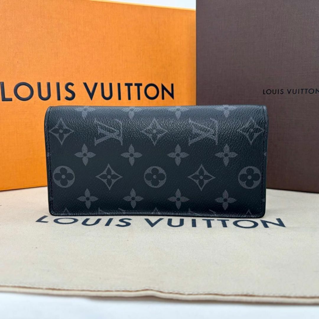 LOUIS VUITTON(ルイヴィトン)のとても綺麗　ルイヴィトン　ブラザ　エクリプス　長財布　カード入れ16枚　メンズ メンズのファッション小物(長財布)の商品写真