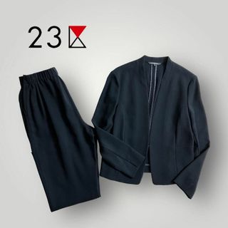 ニジュウサンク(23区)の[良品] 23区 セットアップ ノーカラー パンツスーツ 黒 リラックス 洗濯可(スーツ)