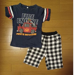 120㎝　Tシャツ & ハーフパンツ　２枚セット(パンツ/スパッツ)