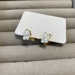 No.1755⭐️新品ピアス　フープ　デート　同窓会　結婚式　二次会　現品のみ(ピアス)