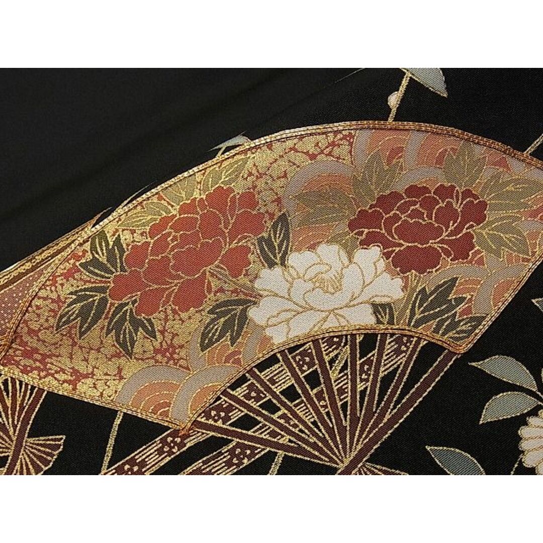 平和屋1■豪華黒留袖　駒刺繍　エ霞扇花文　金彩　逸品　CAAA5575dy レディースの水着/浴衣(着物)の商品写真