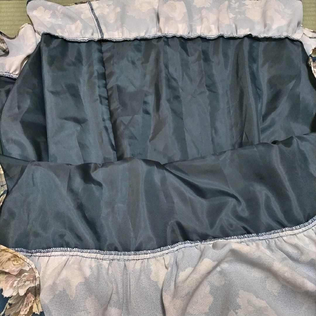 axes femme(アクシーズファム)のアクシーズファムスタイル　グリーン緑花柄フィッシュテールスカート レディースのスカート(ひざ丈スカート)の商品写真