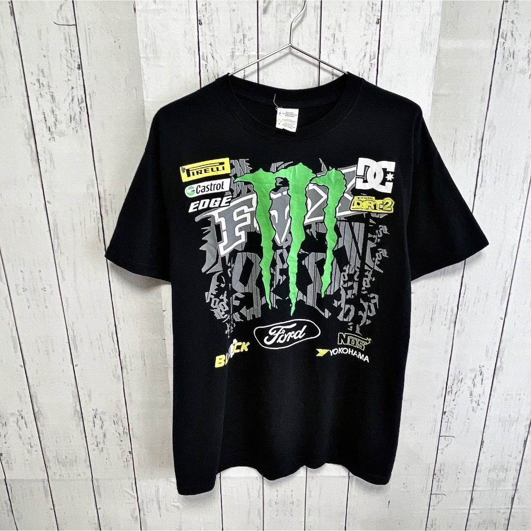 Monster Energy(モンスターエナジー)のモンスターエナジー　Tシャツ　M　ブラック　黒　プリント　ロゴ　DC　USA古着 メンズのトップス(Tシャツ/カットソー(半袖/袖なし))の商品写真