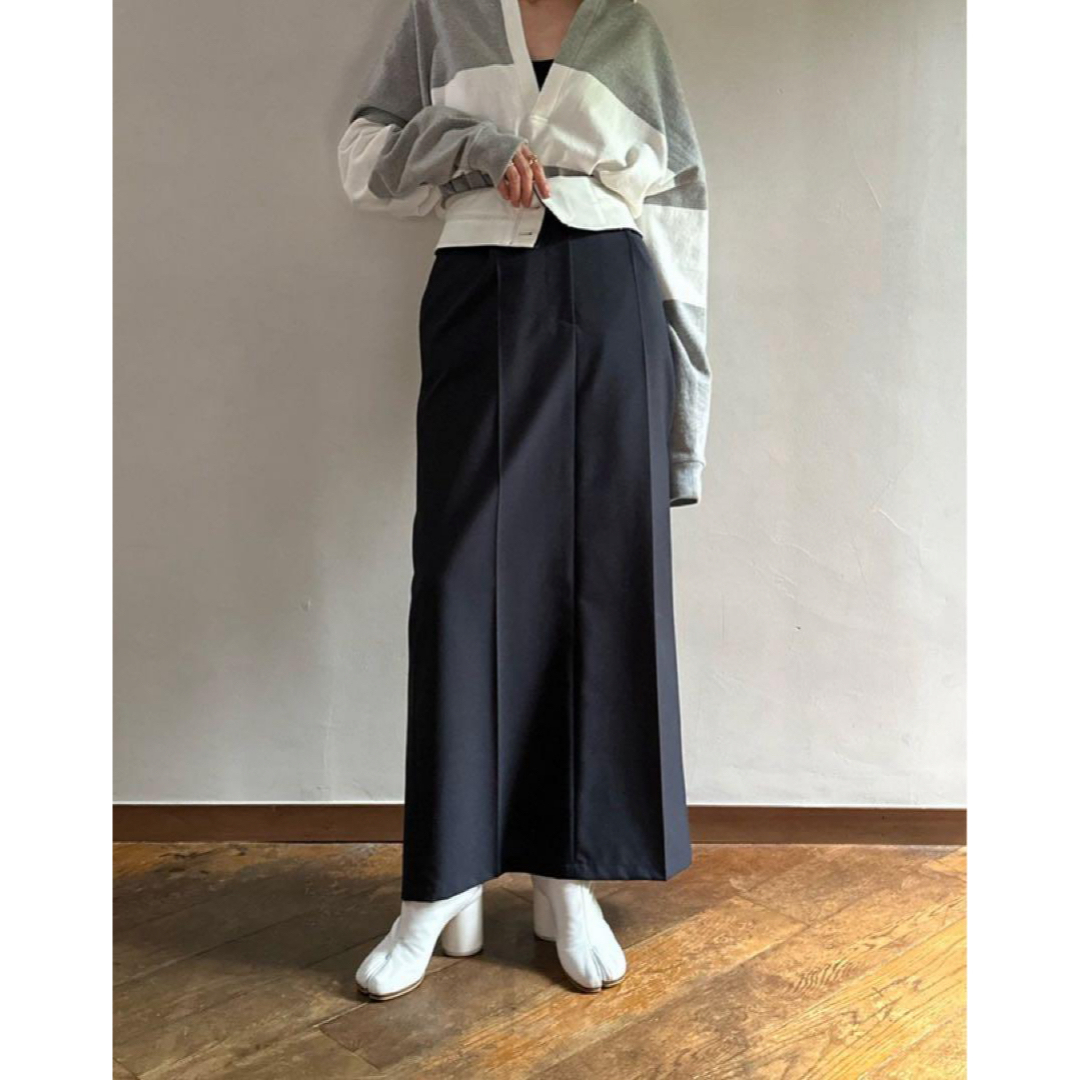 CLANE(クラネ)のクラネ正規品！新品紙タグ付き★2WAY FOLD MARVELT SKIRT レディースのスカート(ロングスカート)の商品写真