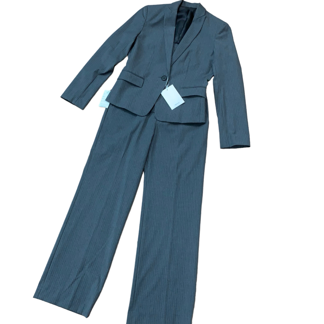 COMME CA ISM(コムサイズム)のコムサイズム　スーツセットアップ　3点セット　グレー　ストライプ　新品 レディースのフォーマル/ドレス(スーツ)の商品写真