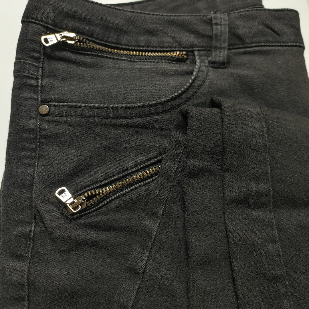 ZARA(ザラ)のZARA★黒 15号 LL ストレッチ スキニー 裾ジップ デニム ブラック レディースのパンツ(デニム/ジーンズ)の商品写真