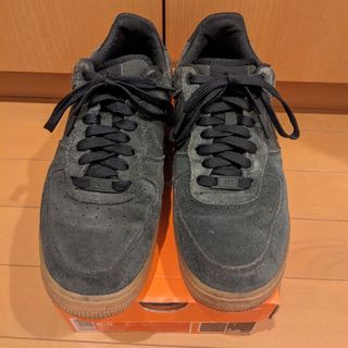 ナイキ(NIKE)のナイキ エア フォース 1 07LV8/スエード/グリーン/AA1117-300(スニーカー)