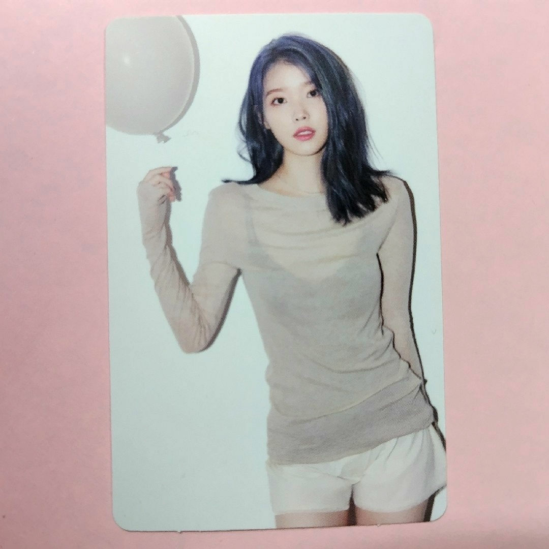 IU love poem CD トレカ エンタメ/ホビーのCD(K-POP/アジア)の商品写真
